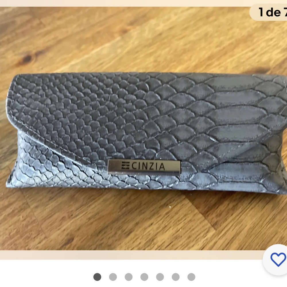 CINZIA EUROPA Glasses Case
with Magnetic Flip